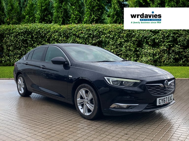 2017 Vauxhall Insignia 1.6 Turbo D ecoTec [136] SRi Nav 5dr Hatchback Diesel Manual