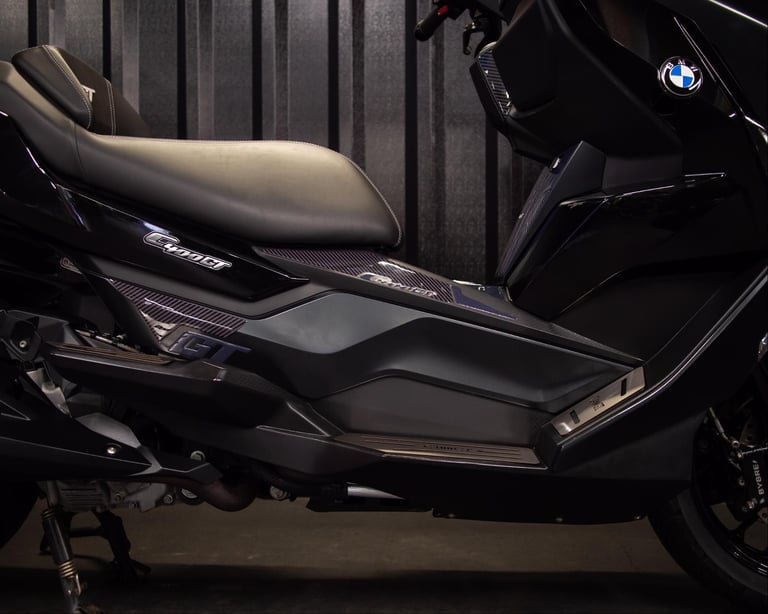 2021 BMW C400 GT Scooter - Great Condition - Perfect for Commuting or Touring