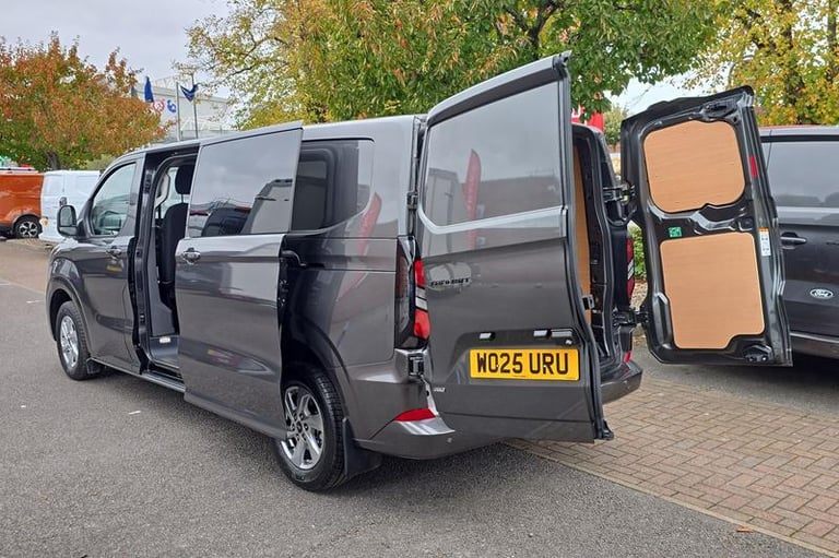 2025 Ford Transit Custom 2.5 PHEV 232ps H1 Double Cab Van Limited Auto PANEL VAN PETROL/ELECTRIC ...
