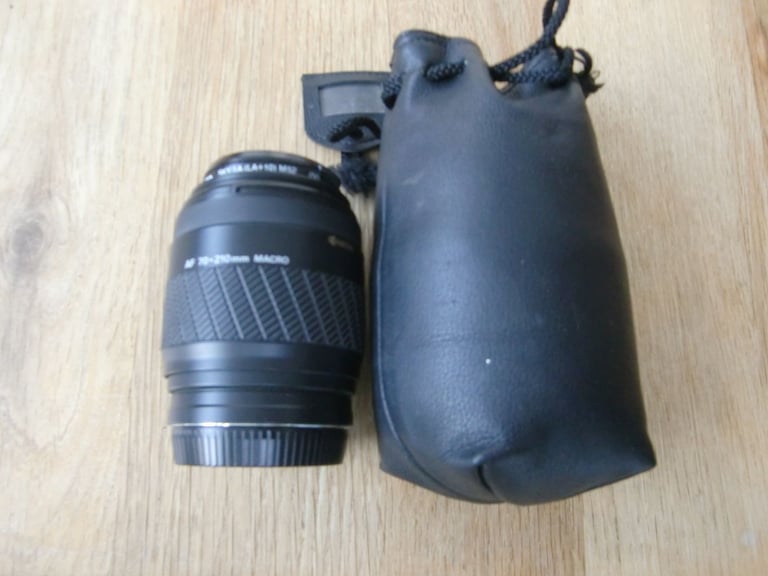 image for Yashica camera lens AF 70 - 120mm macro 1:4 - 5.6 with protective drawstring bag