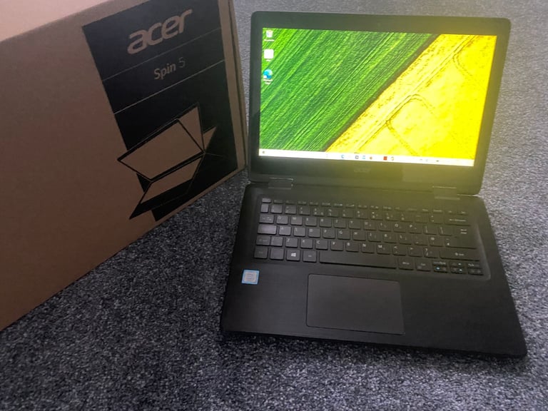 Acer Spin Laptop i5  256GB SSD 2in1 touch Full HD screen converts to tablet, box