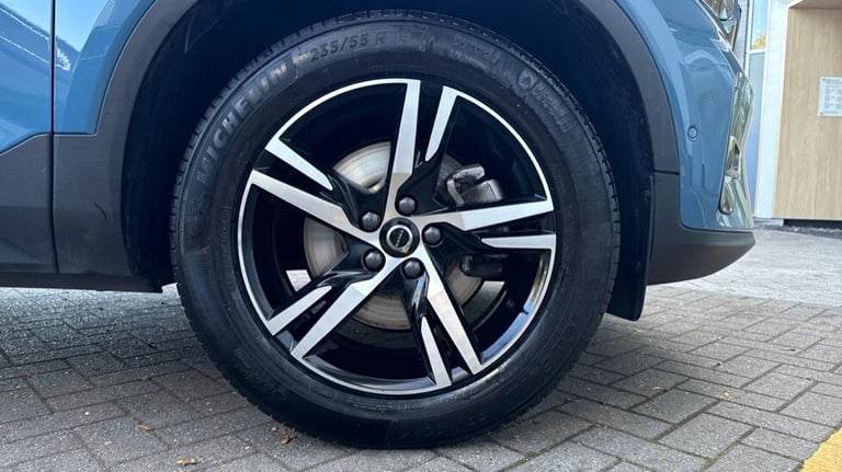 2023 Volvo XC40 Plus, B3 Mild hybrid, Petrol, Dark Estate Petrol Automatic