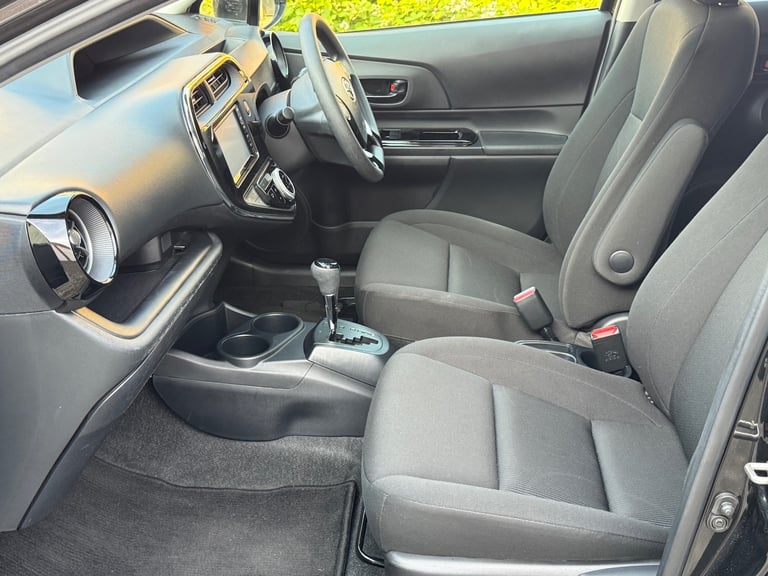 2025 Toyota Aqua 5 Doors Hatchback HYBRID ELECTRIC Manual