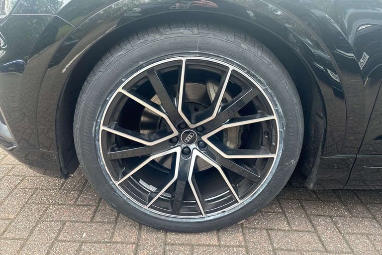  Audi Q8 55 TFSI Quattro Black Edition 5dr Tiptronic SUV Petrol Automatic