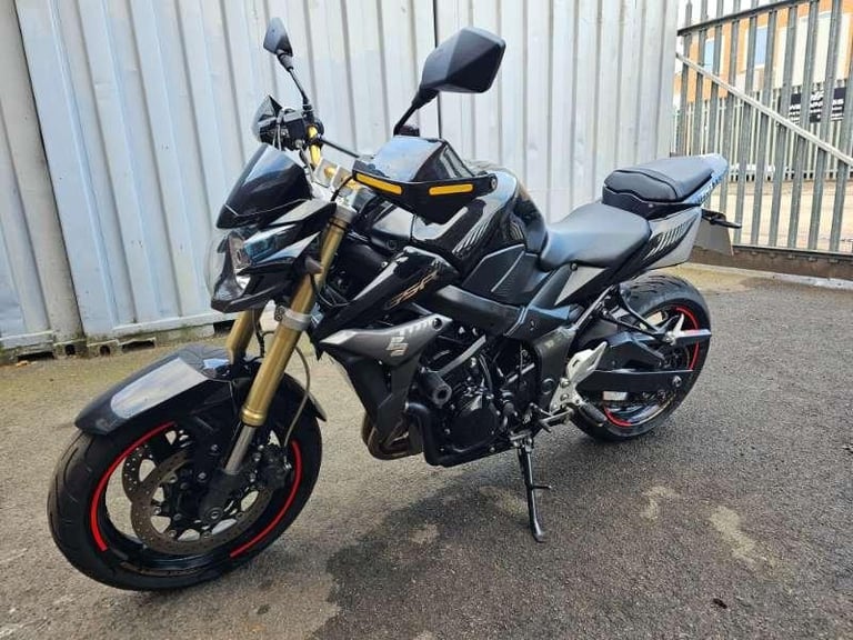 Suzuki GSR750 L1 '2011' HEATED GRIPS - CARBON SILENCER