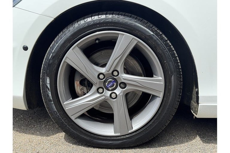 2013 Volvo V40 D2 R-Design Hatchback Diesel Automatic