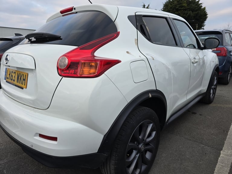 2013 Nissan Juke 1.6 Tekna 5dr CVT HATCHBACK Petrol Automatic