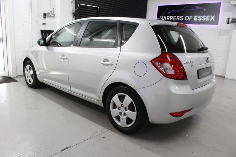2010 Kia Ceed 1.4 1 Euro 4 5dr HATCHBACK Petrol Manual
