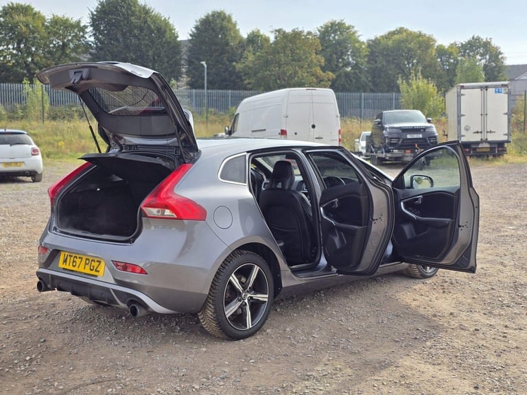 2017 Volvo V40 1.5 T3 R-Design Nav Plus Hatchback 5dr Petrol Auto Euro 6 (s/s) (152 ps) Hatchback...