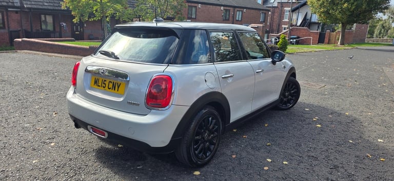2015 MINI Hatch 1.5 Cooper 5dr HATCHBACK Petrol Manual