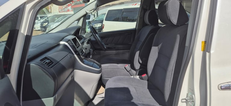 Toyota Alphard, 61,229 Miles, 2.4 Litre, Petrol, Automatic