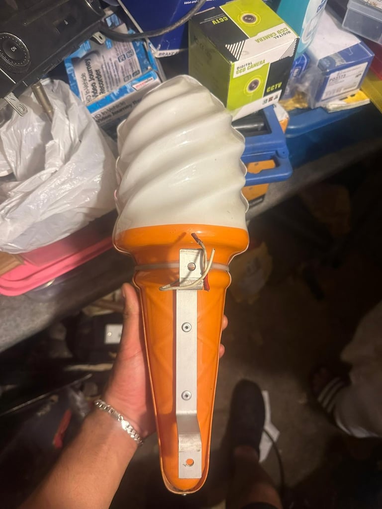 Light up ice cream cone