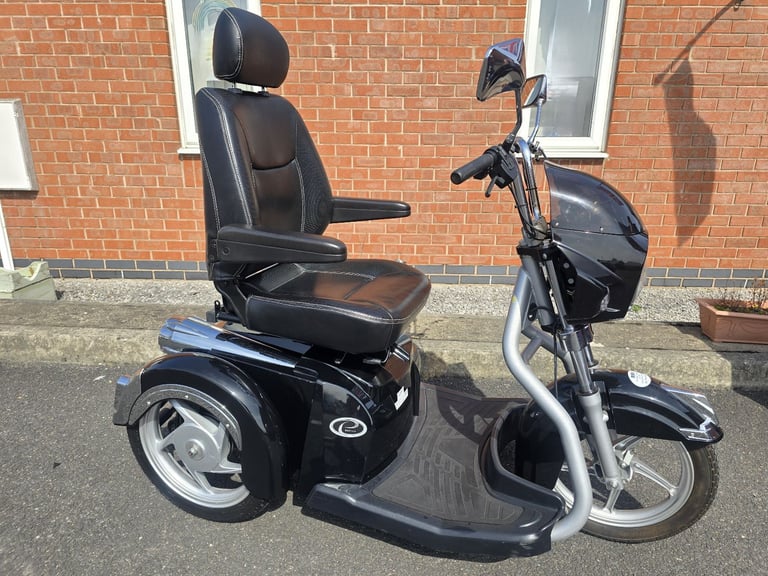 Mobility Scooter 4/8mph 3 Wheel, Drive Easy-Rider, Rd/Pave scooter