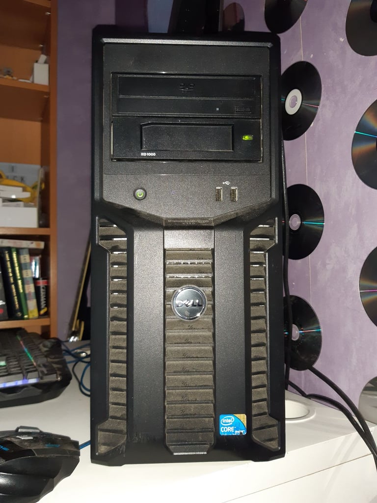 Dell Poweredge T100 workstation/server with RD1000