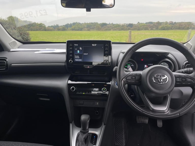 2024 Toyota Yaris 1.5 Hybrid Icon 5dr CVT Estate Hybrid Automatic