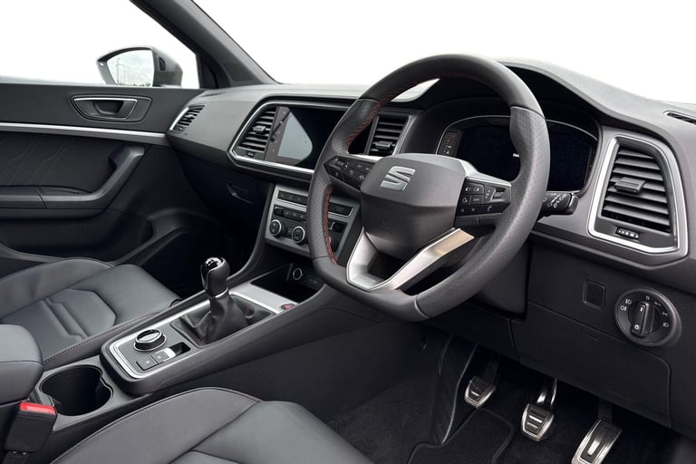 2025 SEAT Ateca 1.5 TSI EVO FR Black Edition Euro 6 (s/s) 5dr SUV PETROL Manual