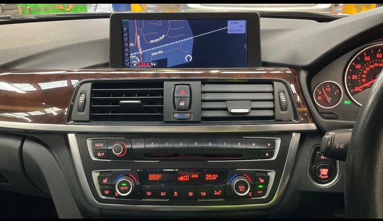 2012 BMW 3 Series 320i xDrive Luxury 4dr Step Auto SALOON Petrol Automatic