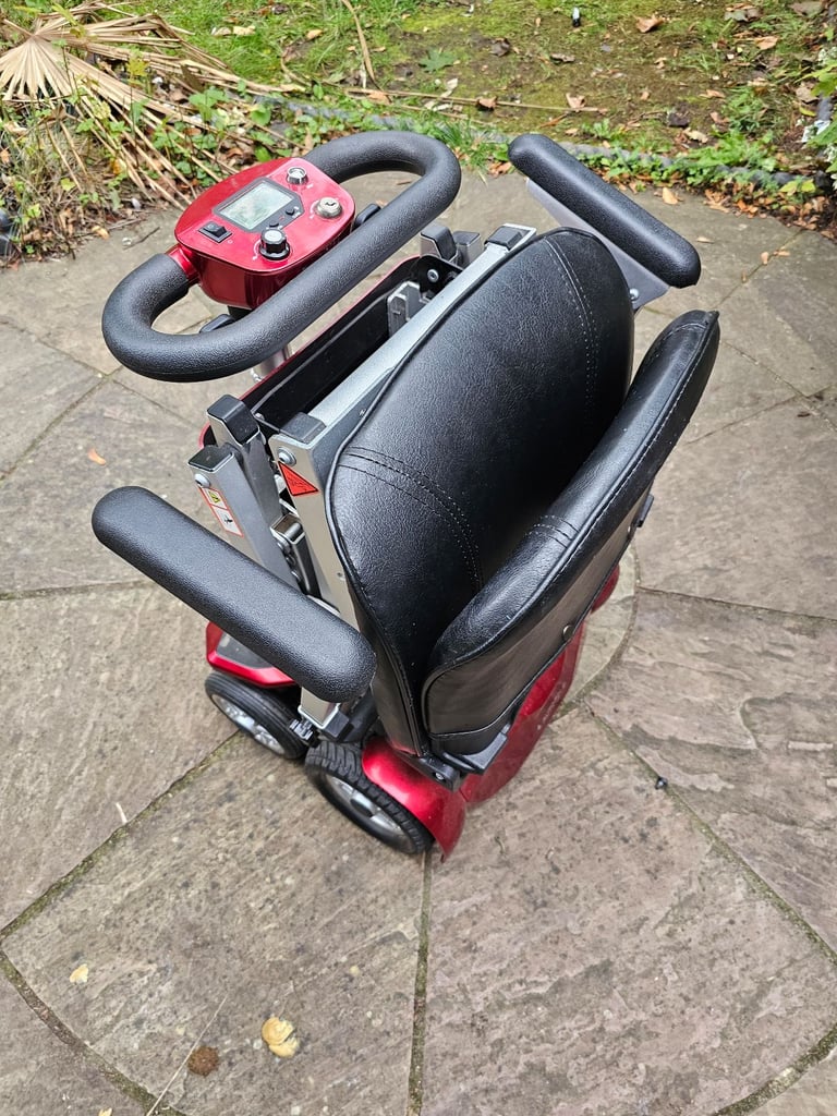 Drive Devilbiss AutoFold Elite Auto Folding Mobility Scooter With Suspension