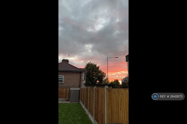 1 bedroom in Wheatsheaf Road, Romford, RM1 (#2642675)