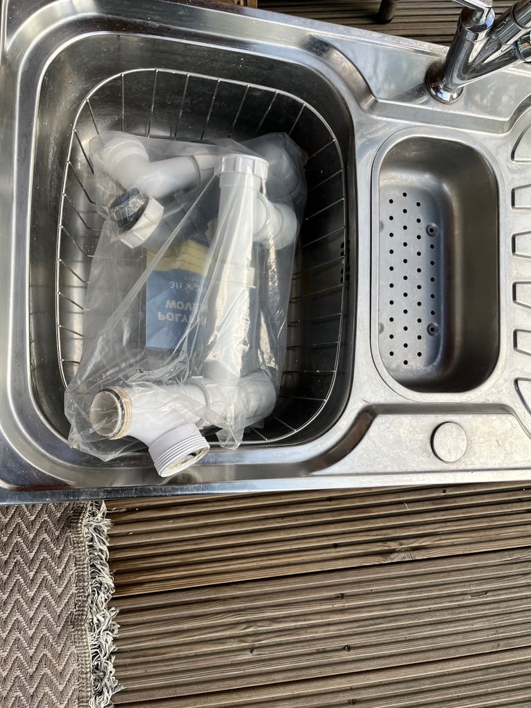 image for Sink and mixer tap 