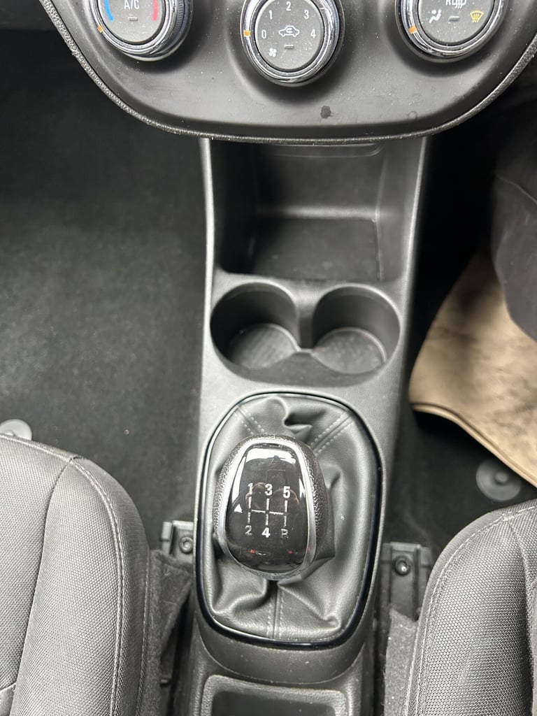 2019 Vauxhall Viva 1.0 [73] SE 5dr [A/C] HATCHBACK Petrol Manual