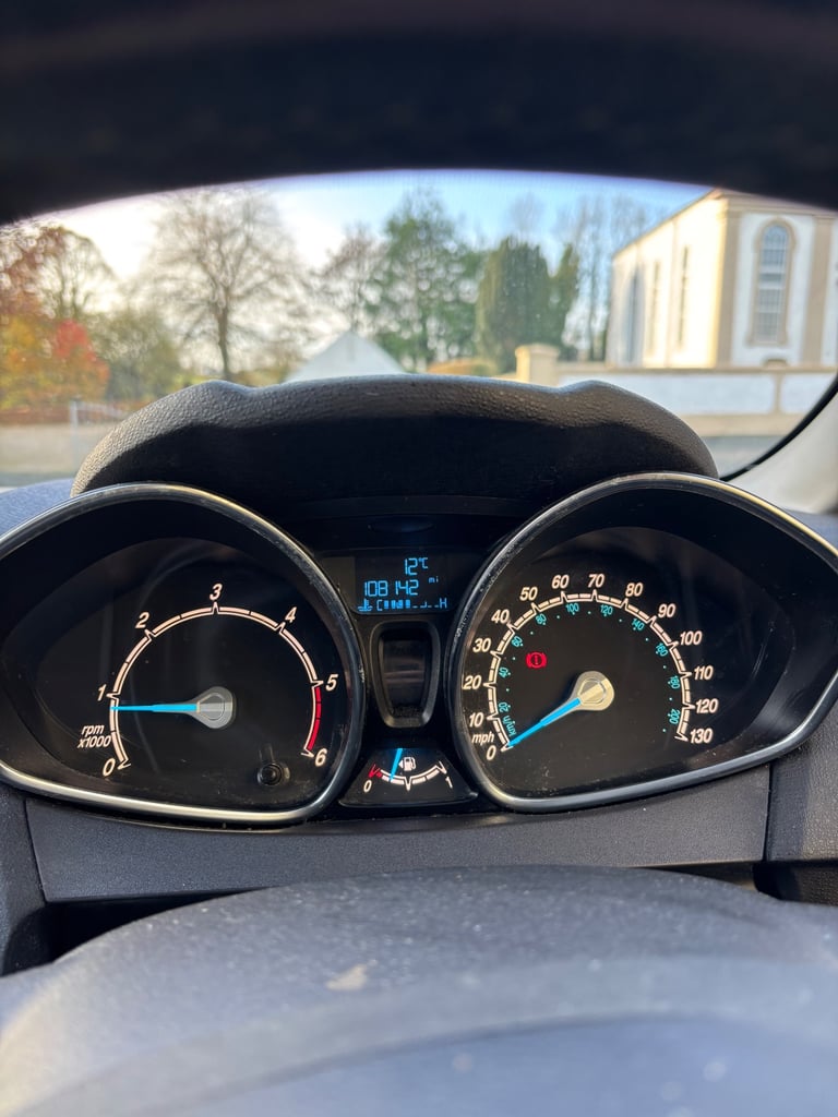 Ford, FIESTA, Hatchback, 2014, Manual, 1498 (cc), 5 doors