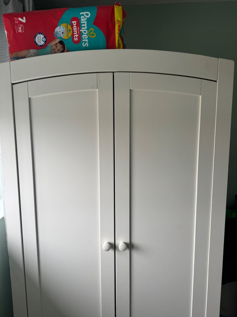 Mamas & Papas Mia Wardrobe & Chest of Drawers