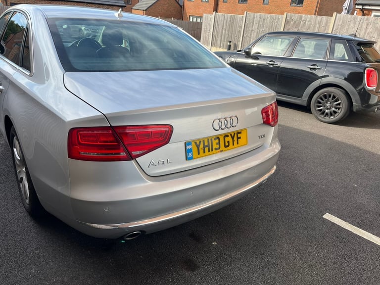 Audi A8 (LWB) 3.0 TDI V6 SE EXECUTIVE Silver Saloon 2013