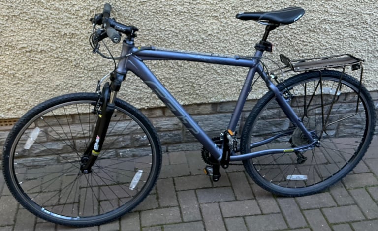 Bike/Bicycle.GENTS FELT “ QX80 “ LARGE LIGHTWEIGHT FRAME HYBRID BICYCLE “ AS NEW “