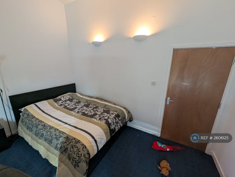 1 bedroom in Pomeroy Street, London, SE14 (#2606125)