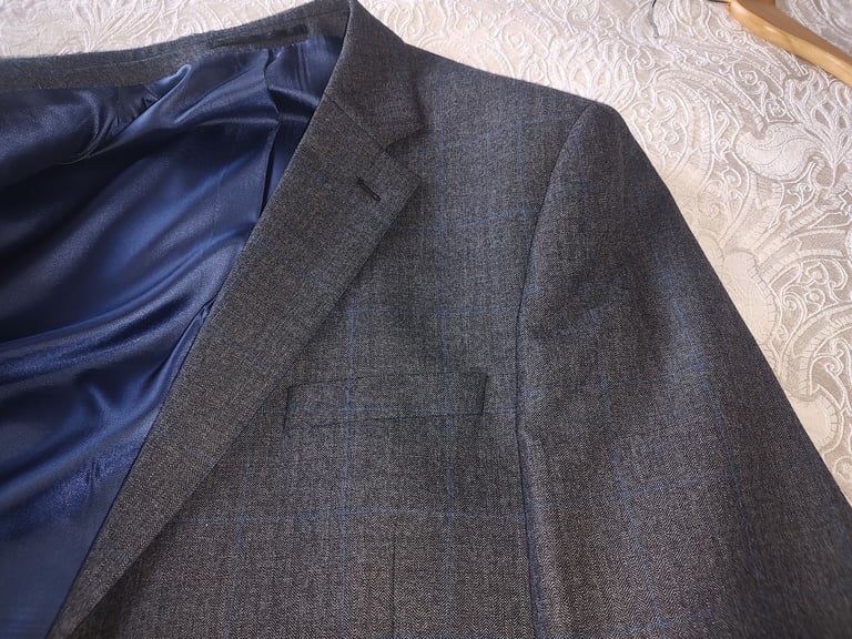 Paul Costelloe gents jacket.