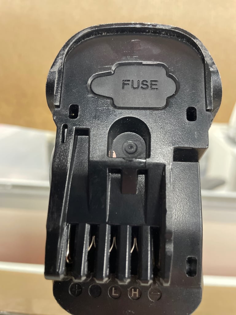 QWIC eBike Battery and Charger - USED Working 