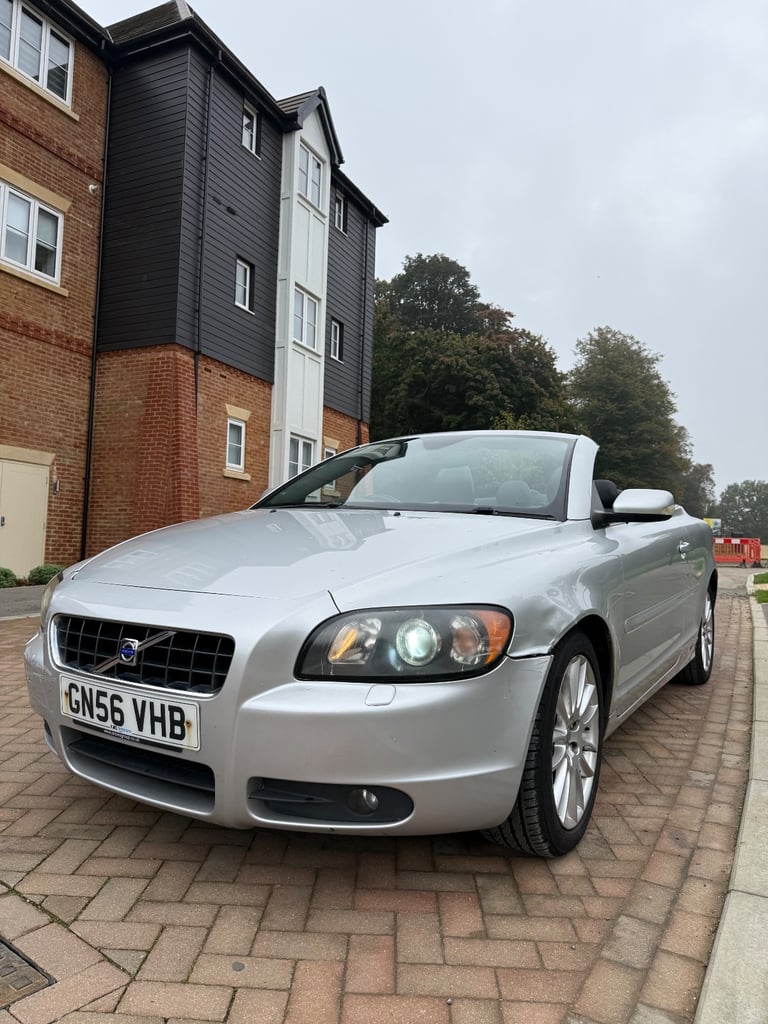 Volvo, 2006, 2435 (cc)