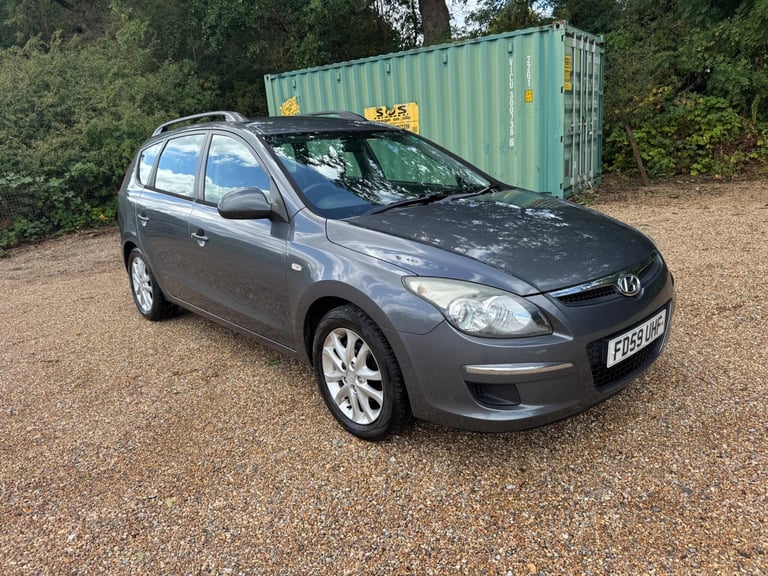 2010 Hyundai i30 1.6 Comfort Auto Euro 4 5dr ESTATE Petrol Automatic