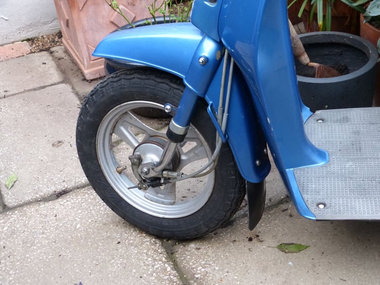 SUZUKI LOVE, 50cc Moped, Michael Jackson