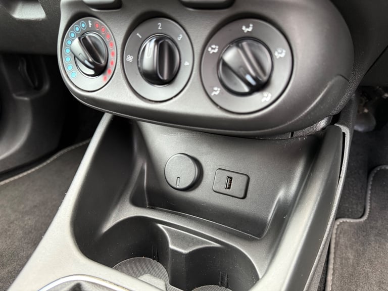 Vauxhall, CORSA, Hatchback, 2015, Manual, 1229 (cc), 3 doors