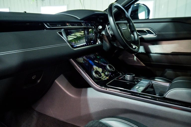 2019 Land Rover Range Rover Velar 3.0 D300 R-Dynamic HSE SUV 5dr Diesel Auto 4WD Euro 6 (s/s) (30...