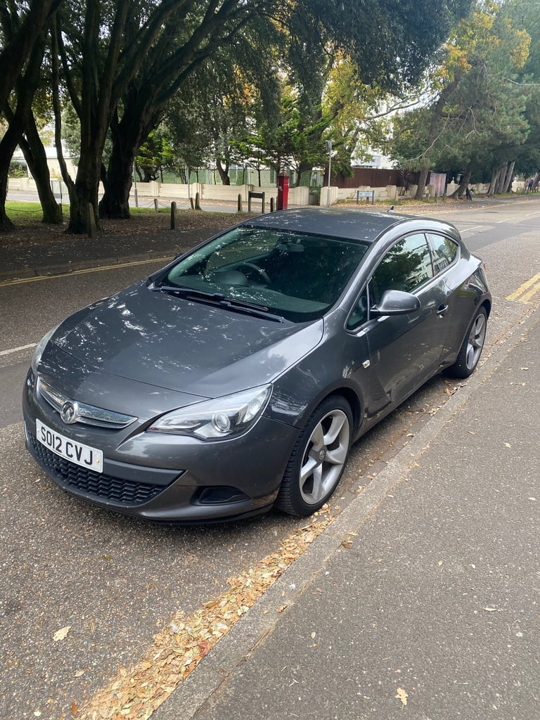 Vauxhall, ASTRA GTC, Hatchback, 2012, Manual, 1364 (cc), 3 doors