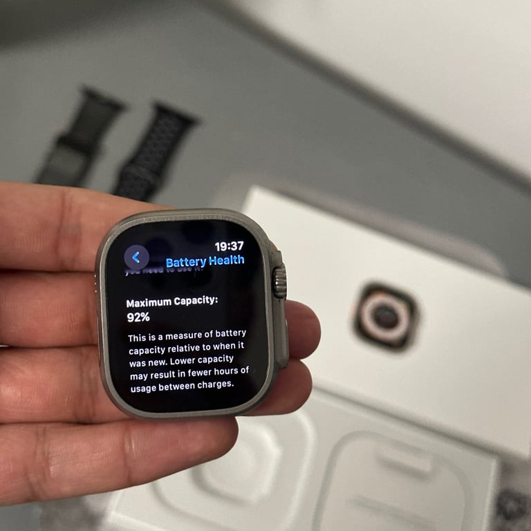 Apple Watch Ultra 1 titanium 