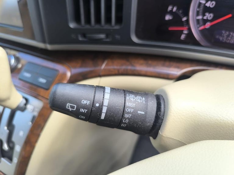 2008 Nissan Elgrand 2.5 Petrol 8 Seats Automatic Camper Van Roof LED TV ULEZ Free MPV Petrol Auto...