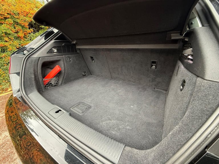 2016 Audi A3 2.0 TDI S line S Tronic quattro Euro 6 (s/s) 3dr (Nav) HATCHBACK Diesel Automatic