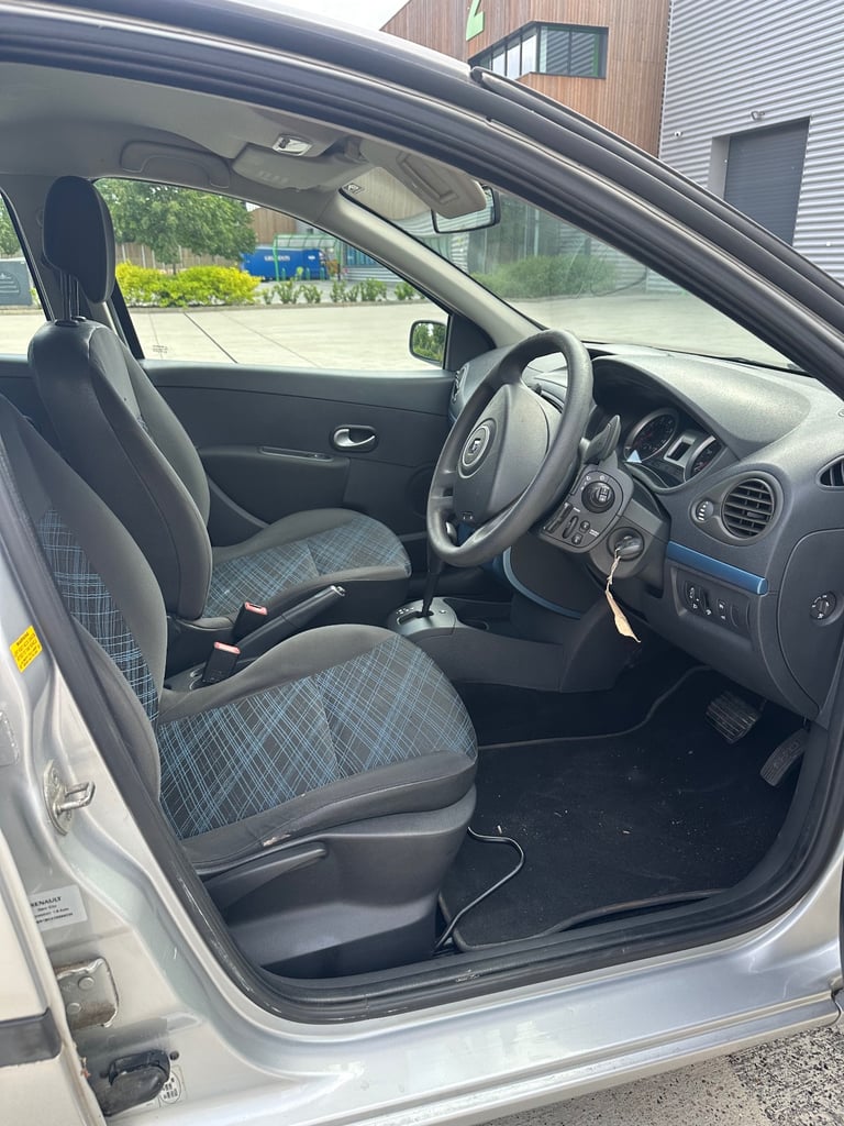 Renault, CLIO, Hatchback, 2008, Other, 1598 (cc), 5 doors