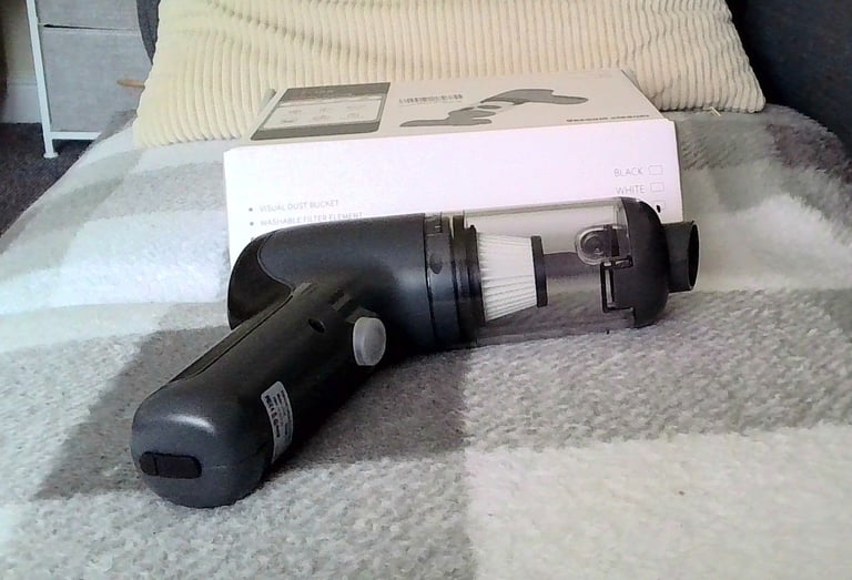 image for HAND HELD VACUUM CLEANER, HEATED LUNCHBOX, COFFEE BAGS  