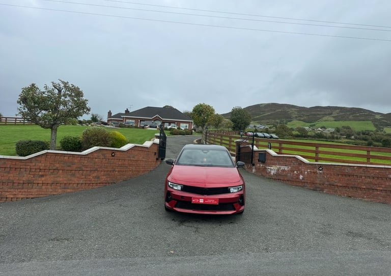 Vauxhall, ASTRA, Hatchback, 2023, Manual, 1199 (cc), 5 doors