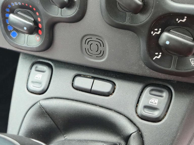2012 Fiat Panda 1.2 Panda Pop 5dr Hatchback Petrol Manual