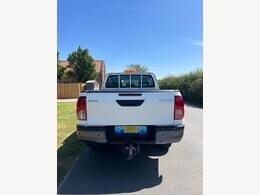 Active D/Cab Pick Up 2.4 D-4D