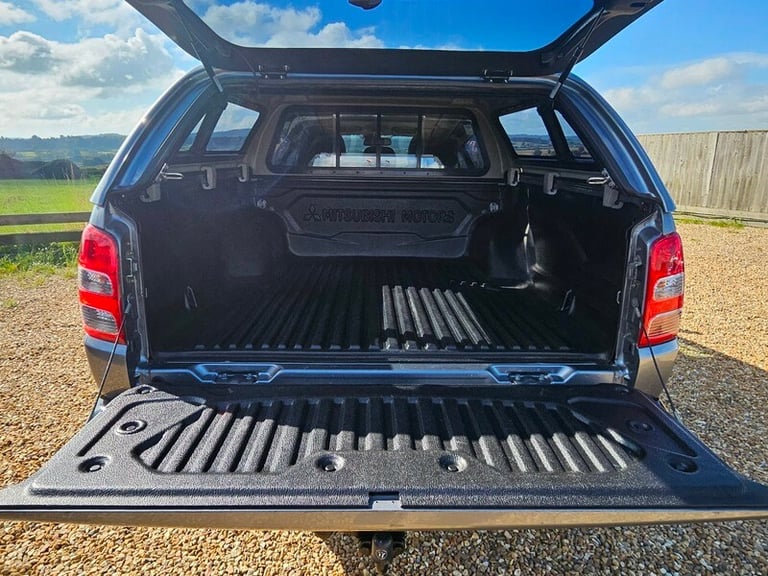 Mitsubishi L200 DI-D CHALLENGER DCB