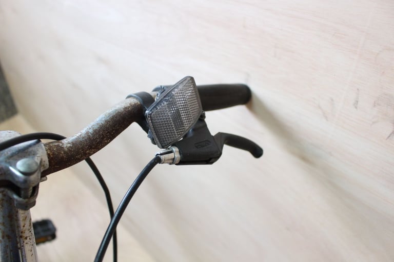 Black compact stowaway folding bike. Good working condition. Shopping. S size