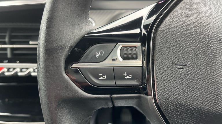 2023 Peugeot 2008 1.2 PureTech Allure SUV 5dr Petrol Manual Euro 6 (s/s) (130 ps) SUV Petrol Manual