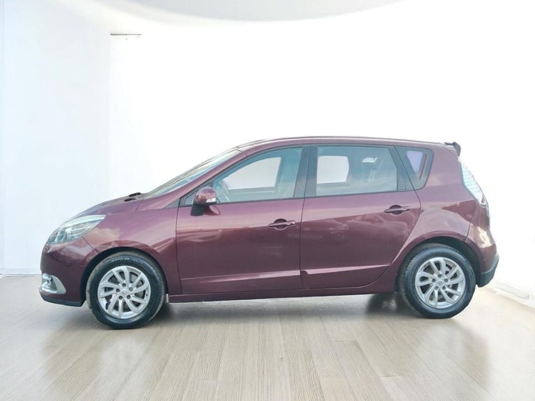 2013 Renault Scenic 1.6 dCi Dynamique TomTom Euro 5 (s/s) 5dr Diesel